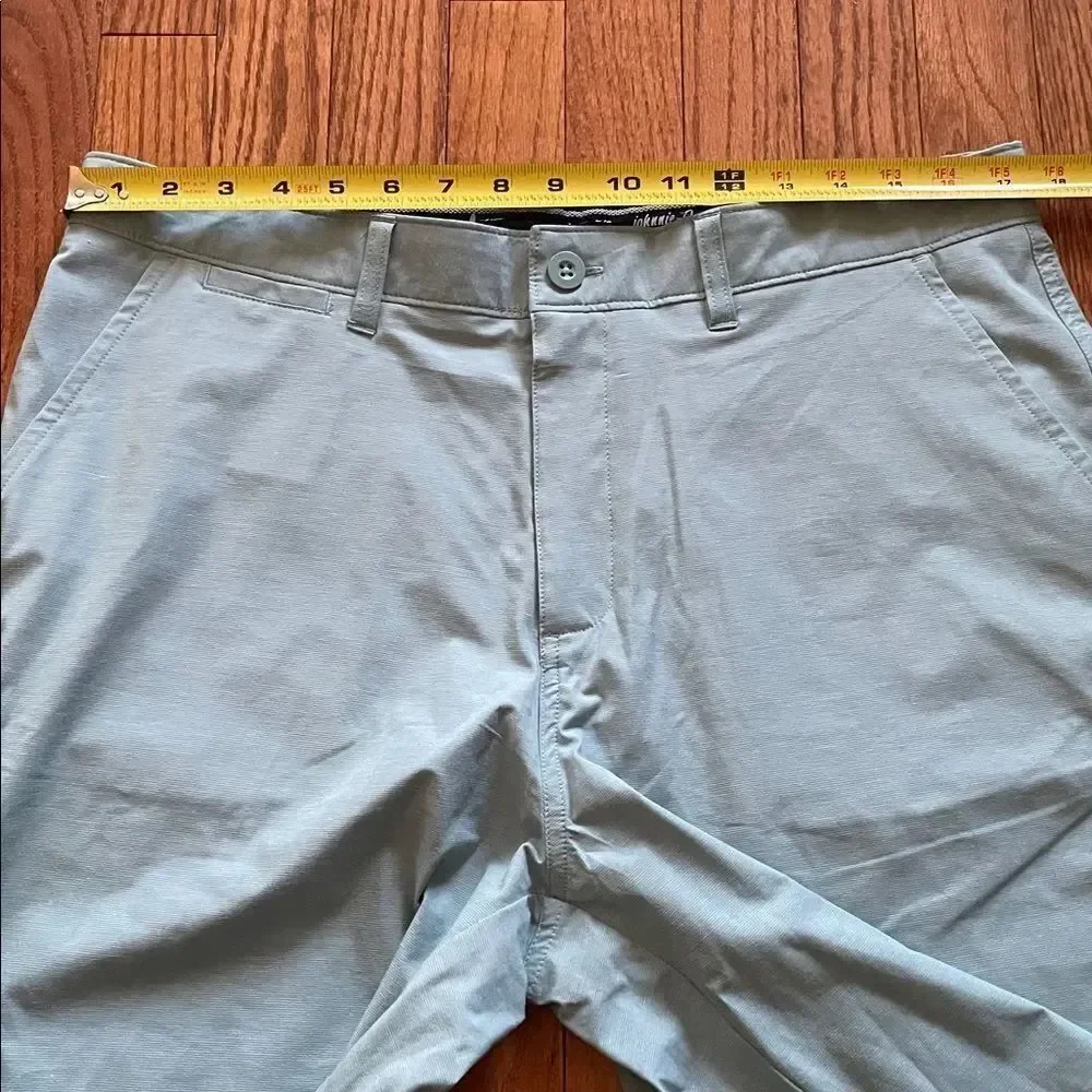 johnnie-O Mint Green Bermuda Shorts Men’s Sz 35